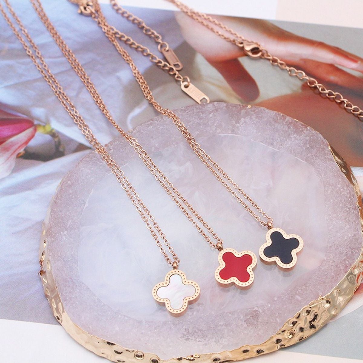 Clover Flower Black White Rose Gold Slim Stainless Steel Necklace Pendant Chain For Women