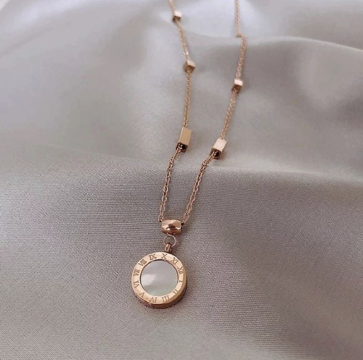 Roman Black White Rose Gold Stainless Steel Necklace Pendant Chain Women