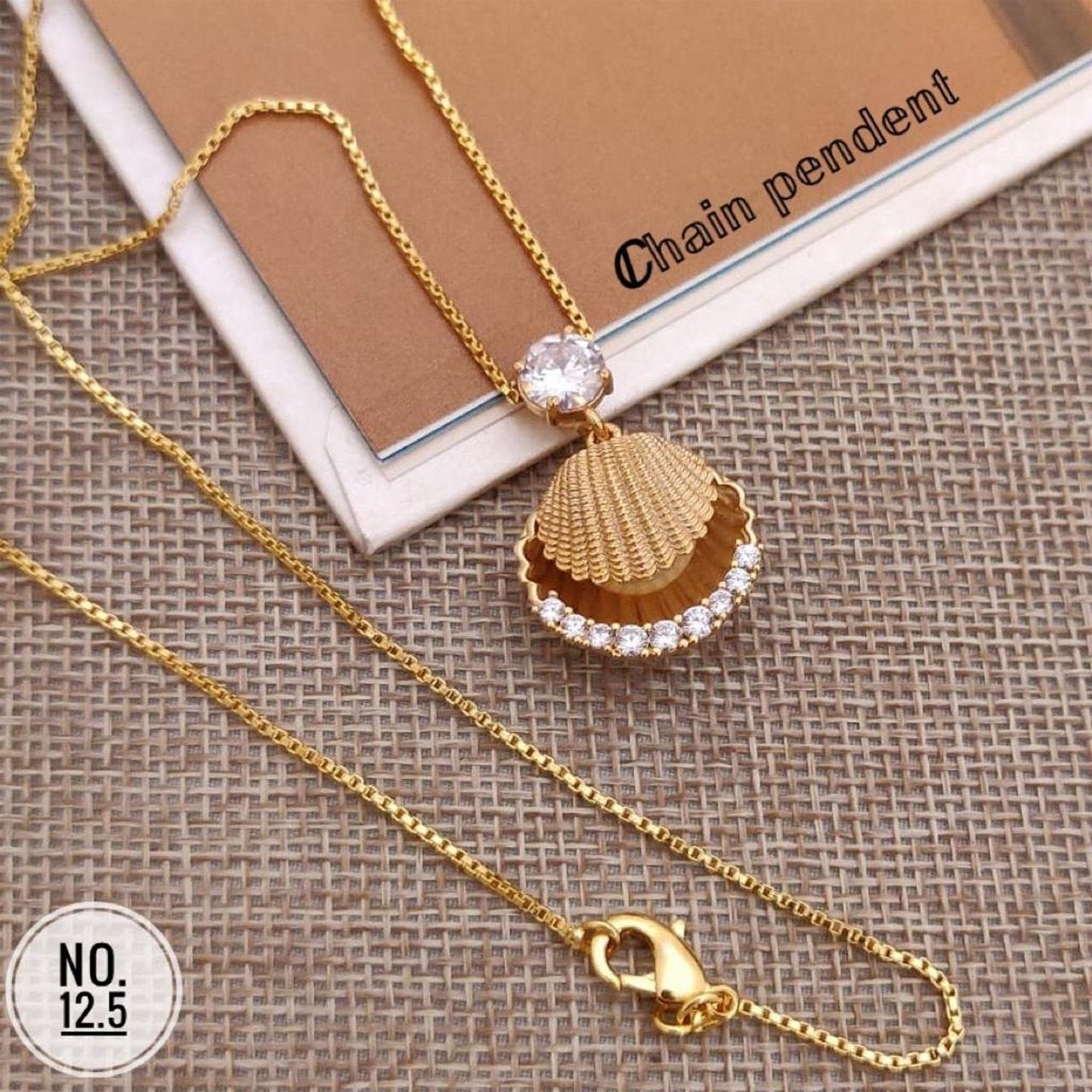 Shell Pearl Gold Copper Pendant Necklace Chain For Women Bulk
