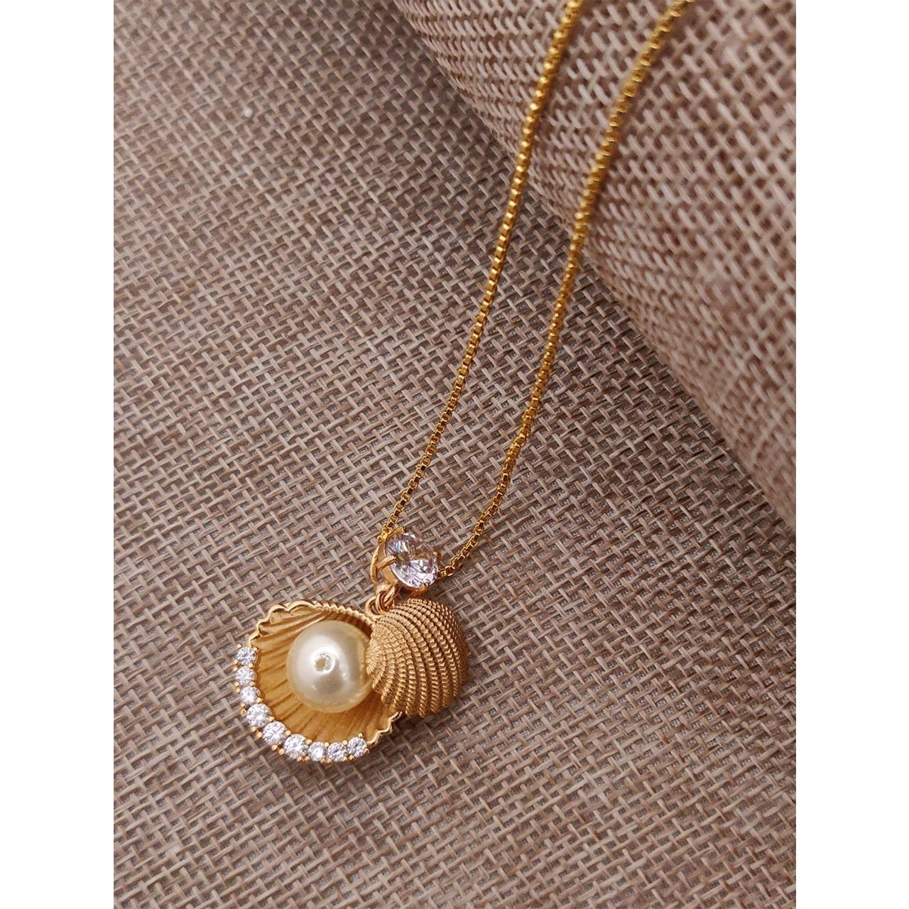 Shell Pearl Gold Copper Pendant Necklace Chain For Women Bulk