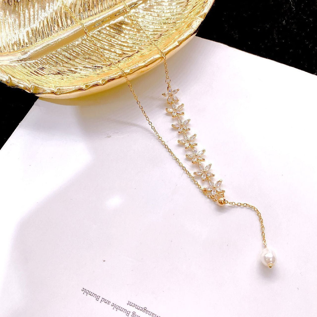 Stainless Steel Crystal Flower Necklace Chain For Women White Bulk