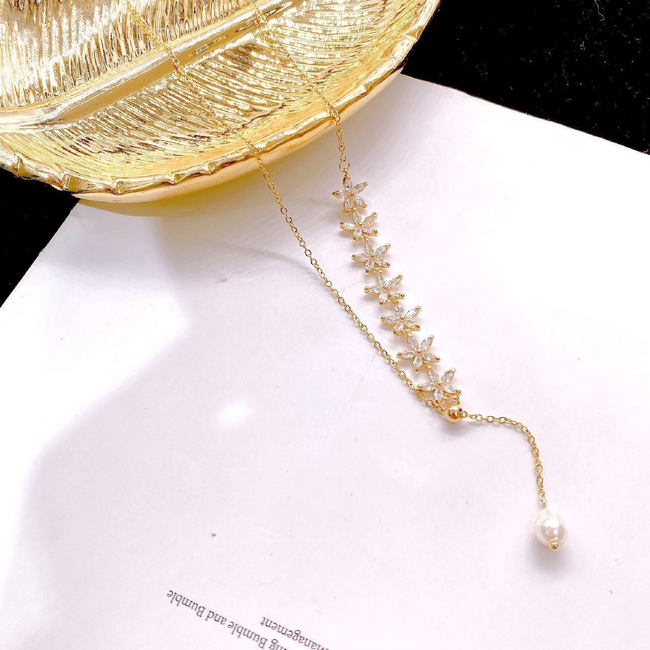 Stainless Steel Crystal Flower Necklace Chain For Women White Bulk