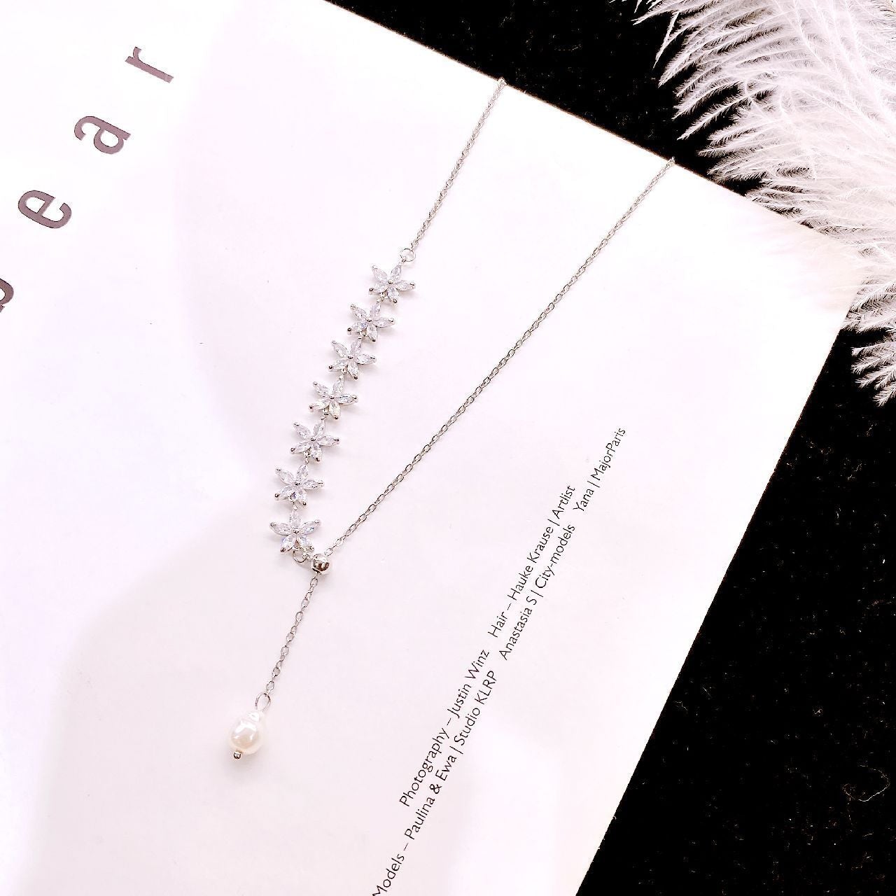Stainless Steel Crystal Flower Necklace Chain For Women White Bulk