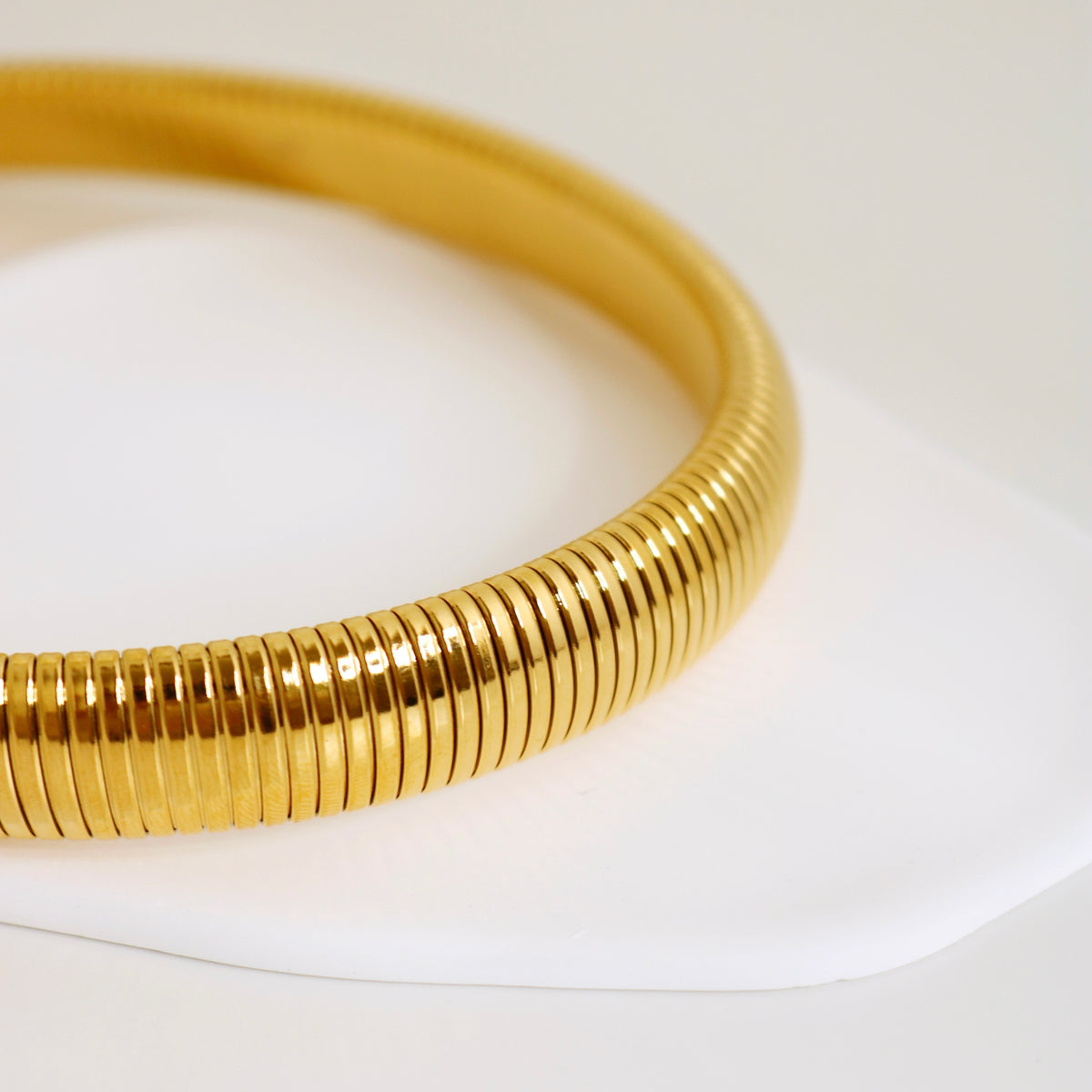 Cobra Snake 18K Gold Anti Tarnish Stainless Steel Choker Necklace Bulk