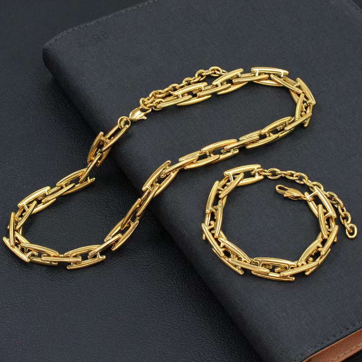 Geometric Silver Anti Tarnish Stainless Steel Necklace Chain Bulk