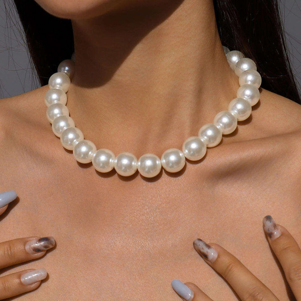 White Japanese Pearls 18K Gold Anti Tarnish P Necklace For Women Bulk