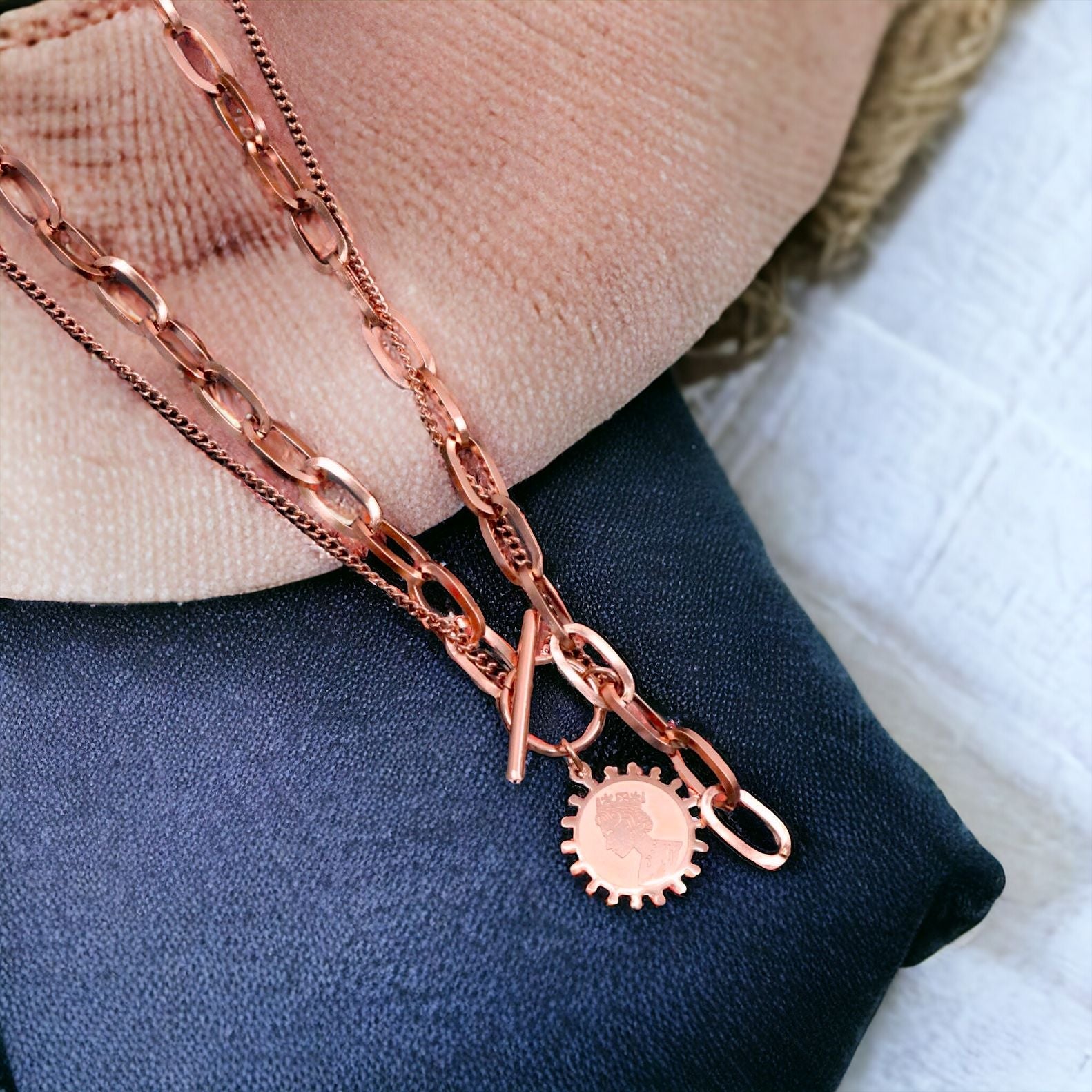 Queen Elizabeth Coin 1K Rose Gold Anti Tarnish Stainless Steel Necklace Layer Chain For Women Secondary image
