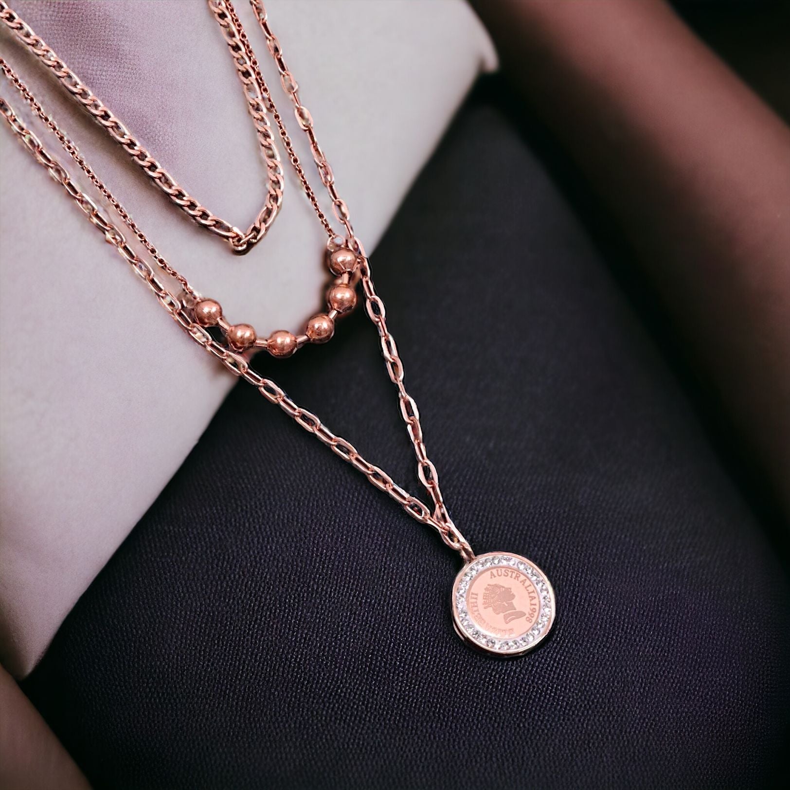 Queen Elizabeth Coin 18K Rose Gold Anti Tarnish Stainless Steel Necklace Layer Chain For Women Main image