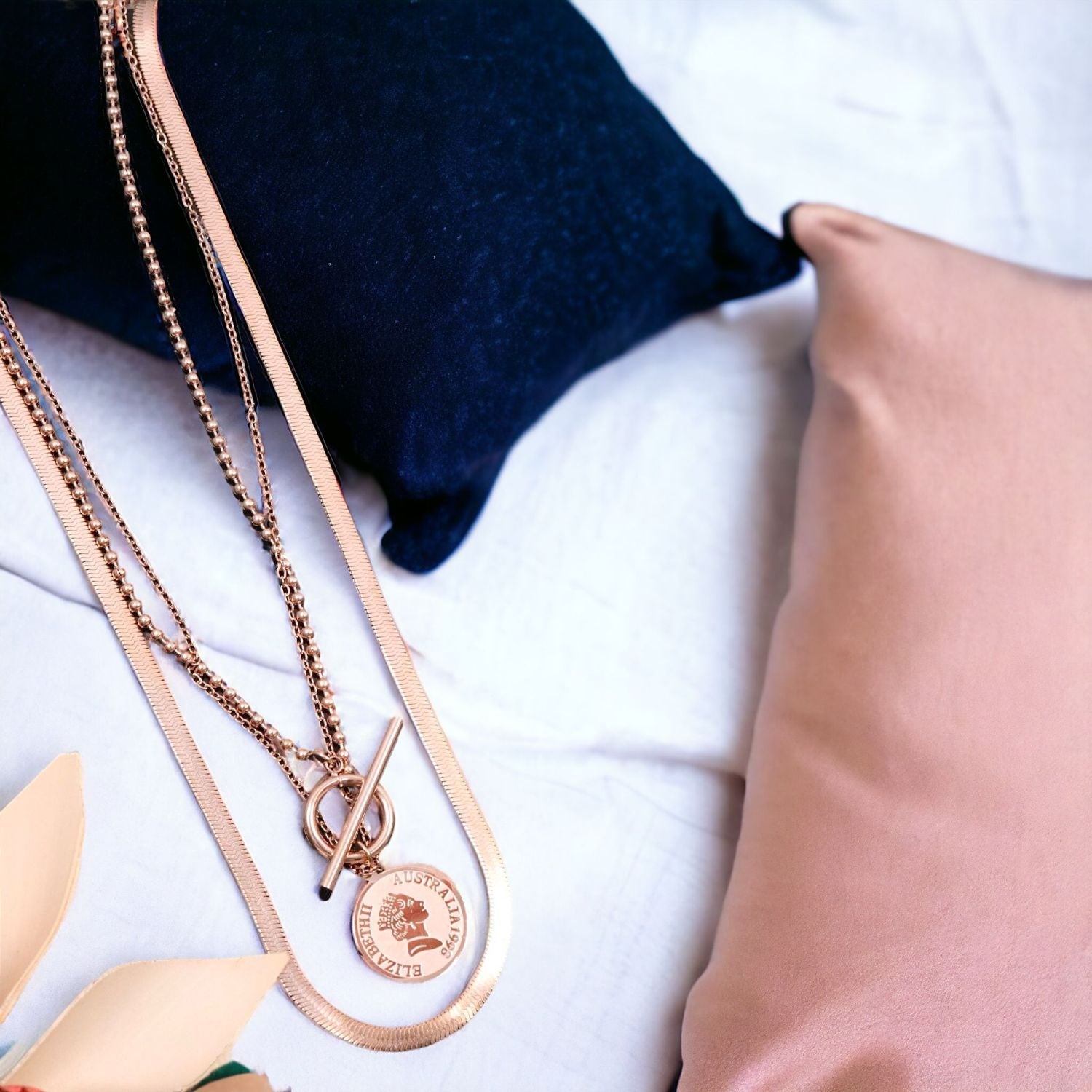 Queen Elizabeth Coin 18K Rose Gold Anti Tarnish Stainless Steel Necklace Layer Snake Chain For Women Main image