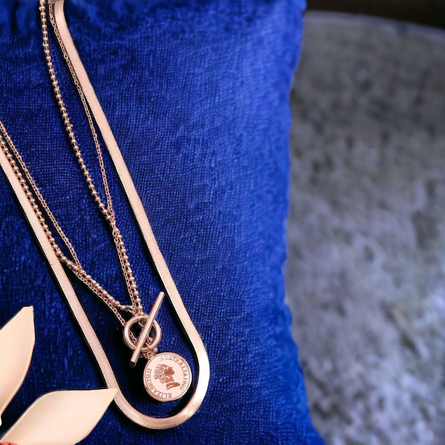 Queen Elizabeth Coin 18K Rose Gold Anti Tarnish Stainless Steel Necklace Layer Snake Chain For Women Secondary image