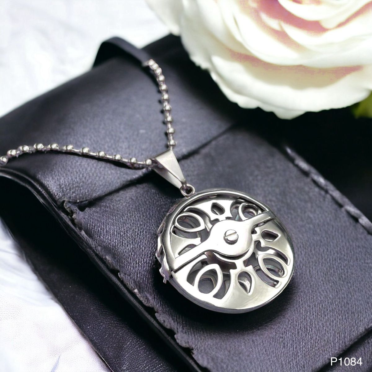 Biker Wheel Rhodium Plated Silver Brass Pendant Chain Unisex Bulk Main image
