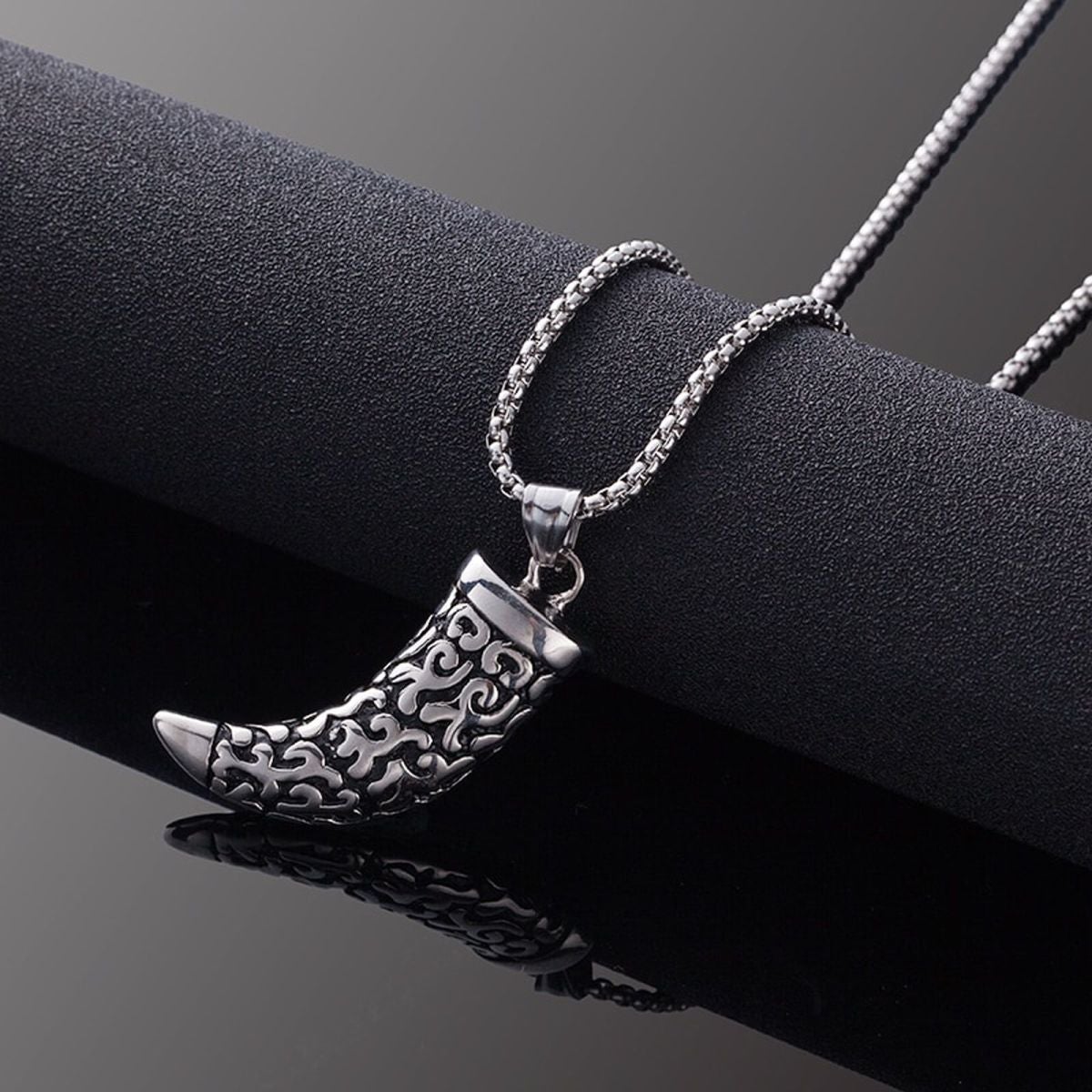 Wolf Tooth Replica Silver Stainless Steel Pendant Chain For Men Bulk Main image