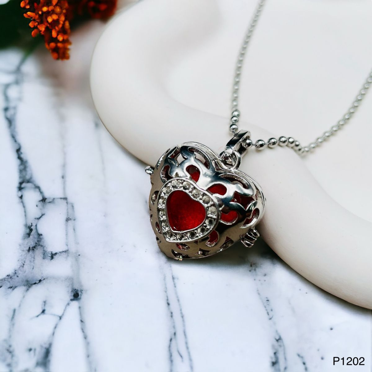 Heart Love Aromatherapy Perfume Diffuser Openable Pendant Chain Bulk