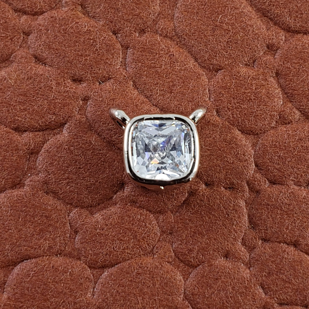 Cushion Cut Dainty Solitaire Cubic Zirconia Silver Pendant Women Bulk