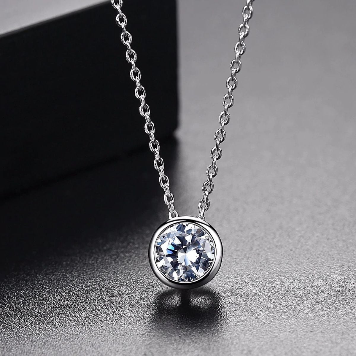 Solitaire American Diamond Silver Necklace Pendant Chain Bulk Main image