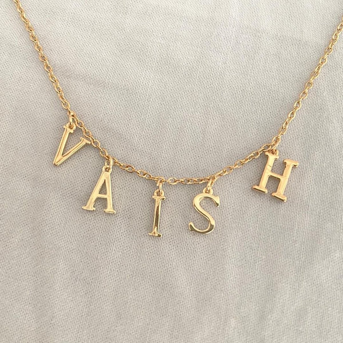 Slim 18K Gold Customized Initial Letter Choker Pendant Necklace For Women Secondary image