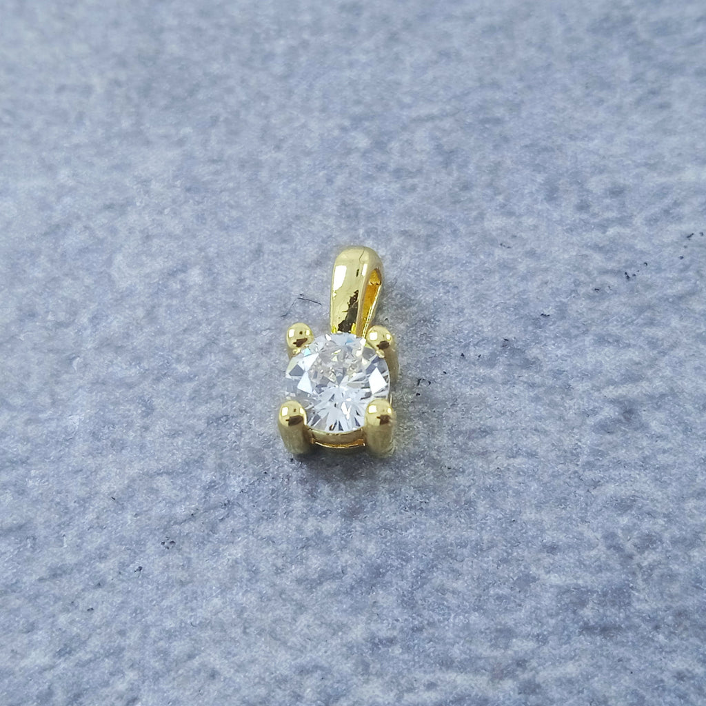 Solitaire Gold White Copper Charm For Women Bulk