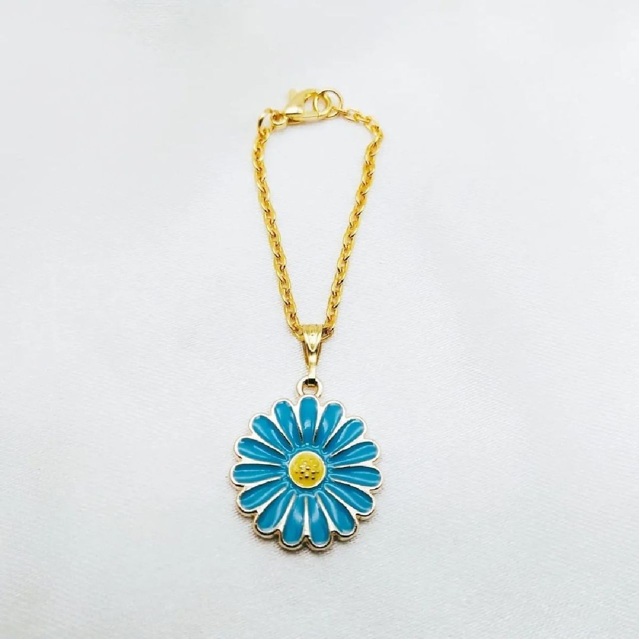 Alloy Enamel Daisy Flower Watch Charm For Women Gold Blue Bulk Main image