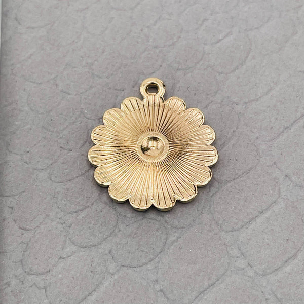 Brass Enamel Yellow White Gold Daisy Flower Pendant For Women Secondary image