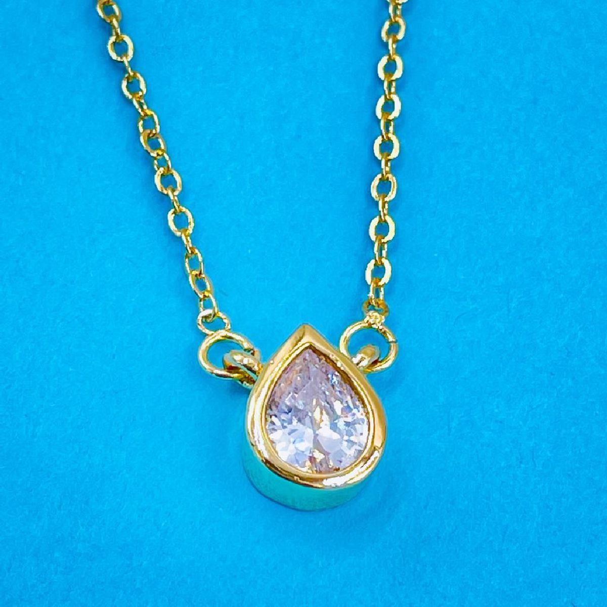 Copper Cubic Zirconia Gold Drop Pear Solitaire Pendant For Women Bulk Main image