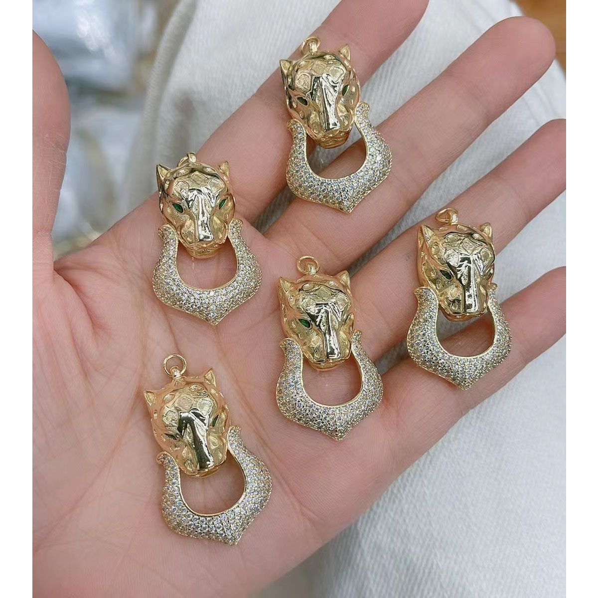 Panther Ring Green Eye Cubic Zirconia 18K Gold Pendant Chain Bulk Secondary image