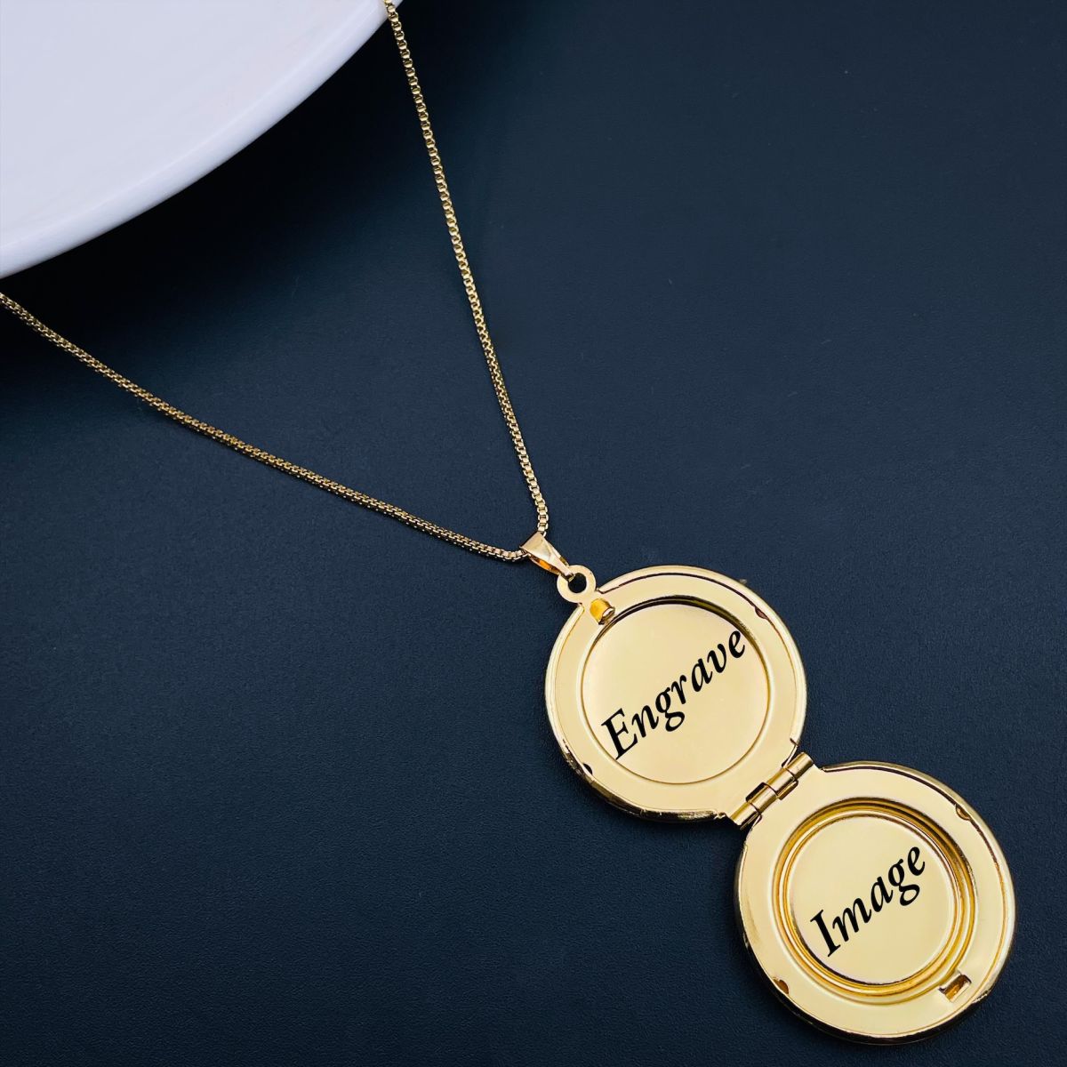 Mother Of Pearl Round White Openable Photo Frame Pendant Chain Bulk