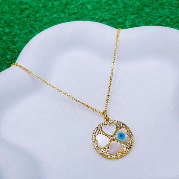 Four Hearts Love Mother of Pearl Evil Eye Medallion 18K Gold Pendant Chain for Women Secondary image