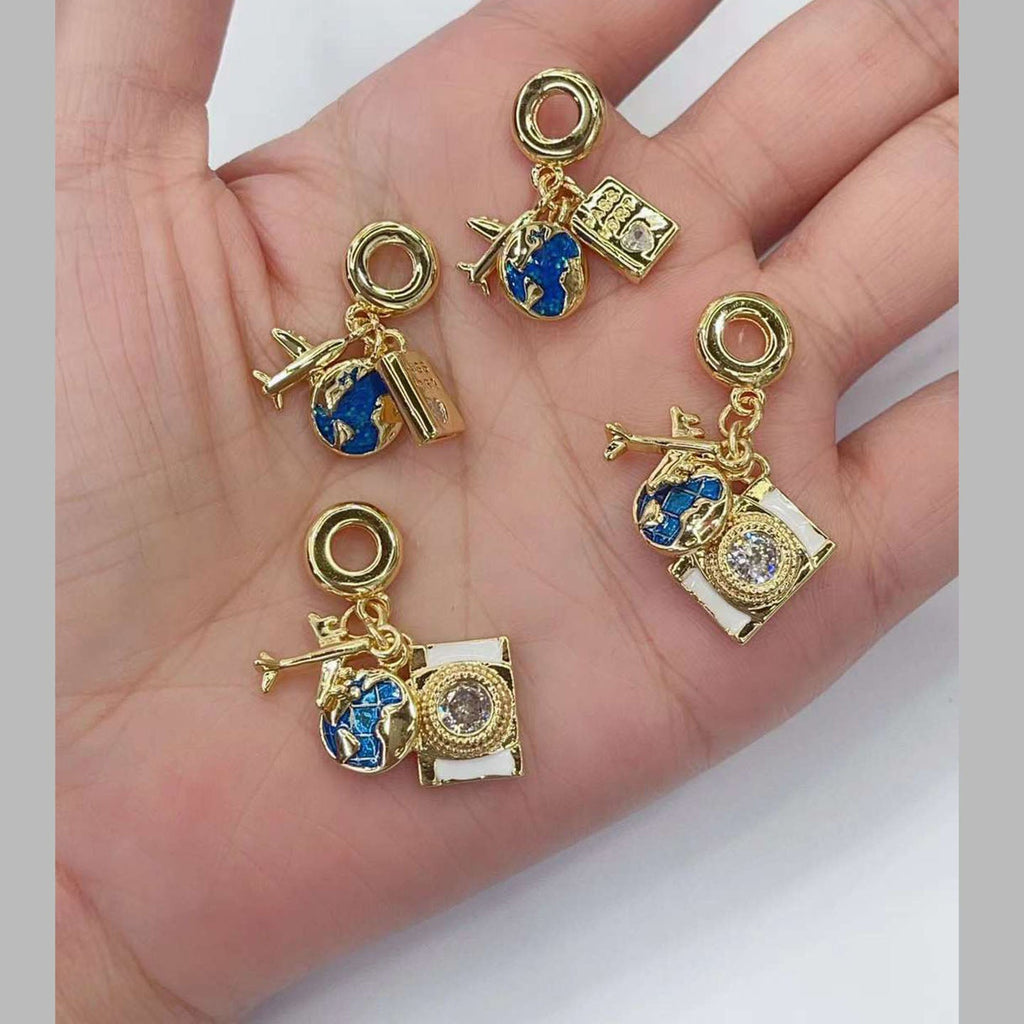 Camera Globe Airplane Charms 18K Gold Anti Tarnish Pendant Chain Bulk