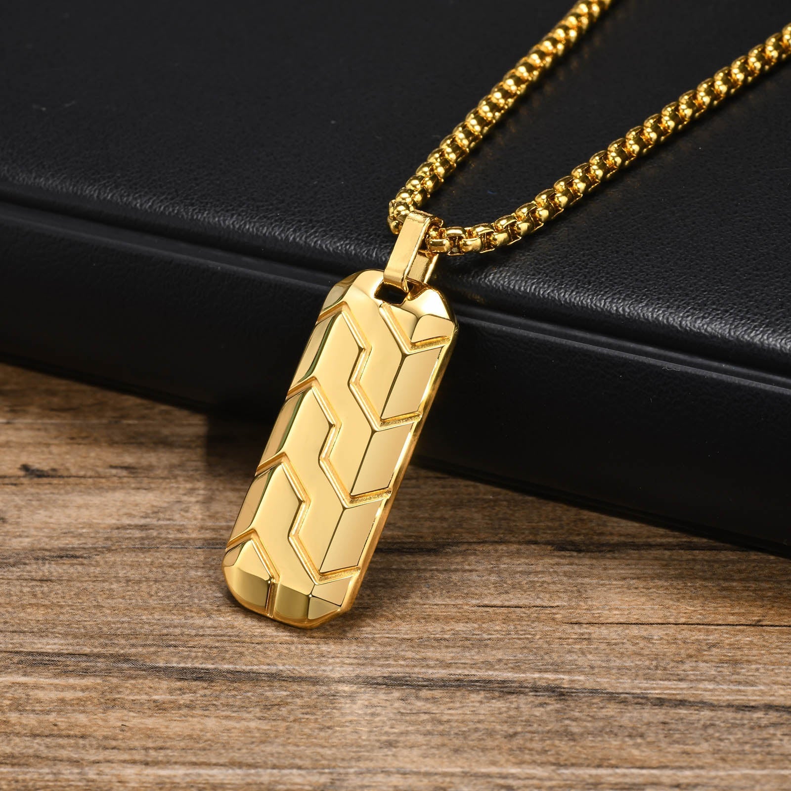 Zig Zag 18K Matte Gold 316L Stainless Steel Dog Tag Customized Personalised Laser Engraved Pendant Chain for Men