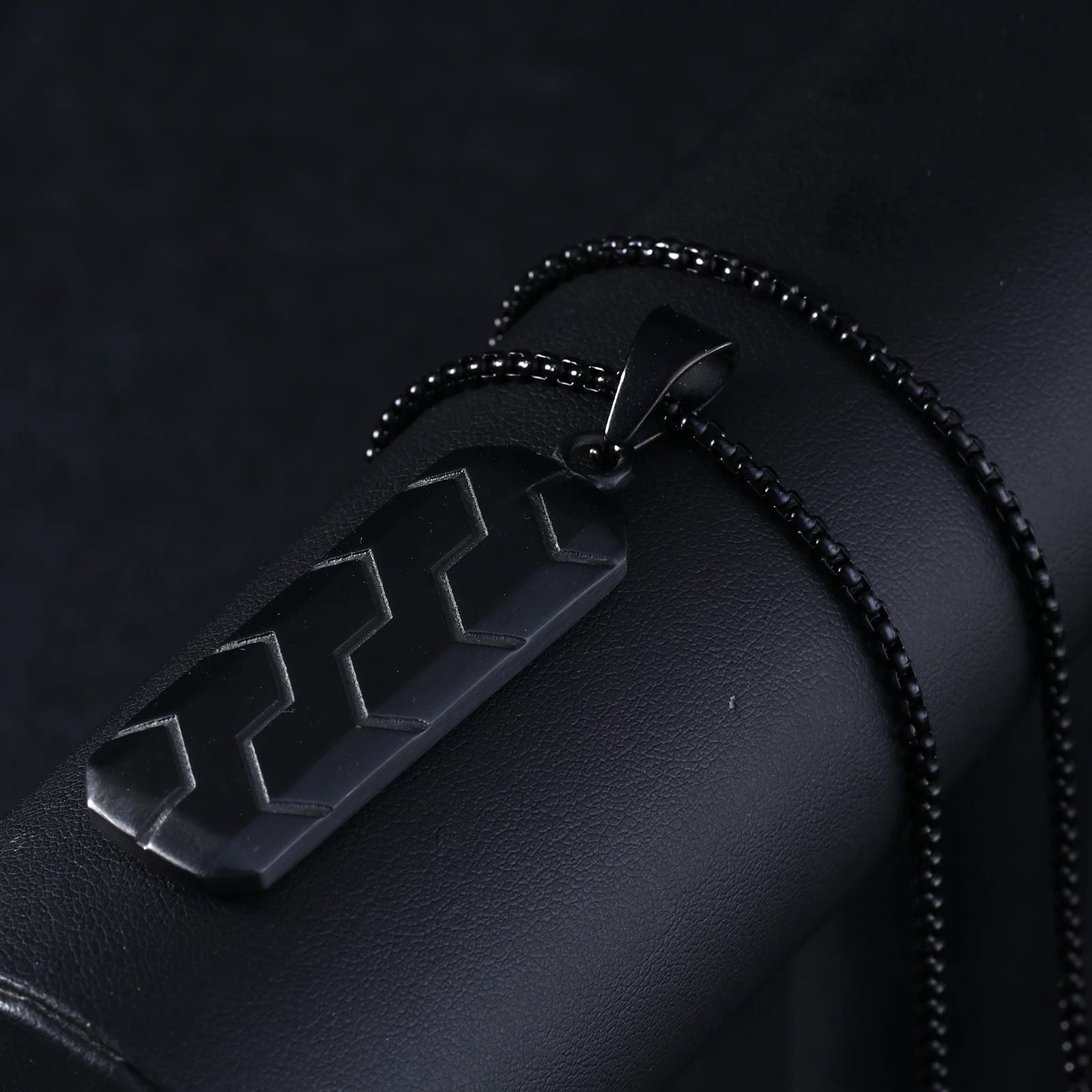 Zig Zag 18K Matte Gold 316L Stainless Steel Dog Tag Customized Personalised Laser Engraved Pendant Chain for Men