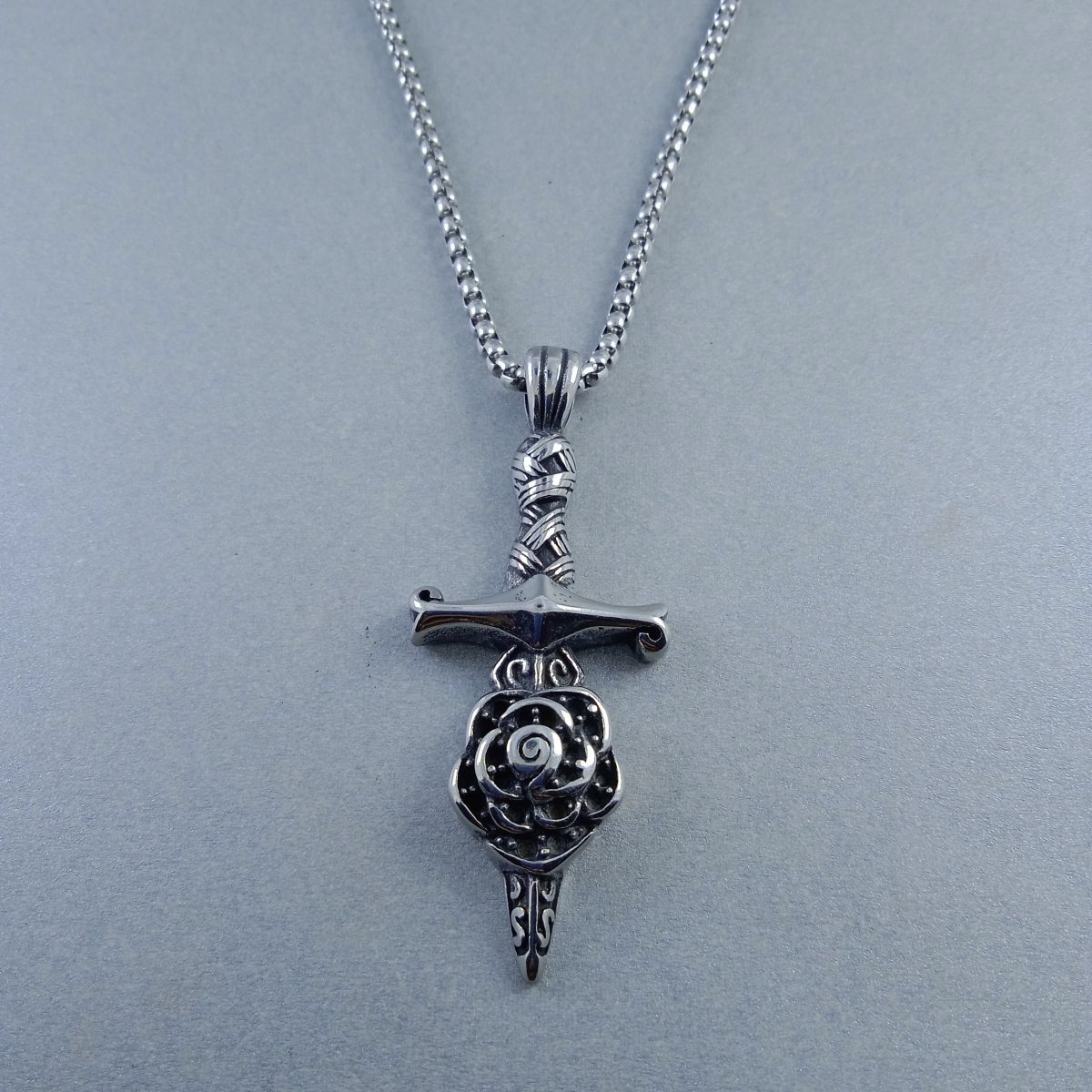 Antique Silver Design Stainless Steel Necklace Pendant Chain Bulk