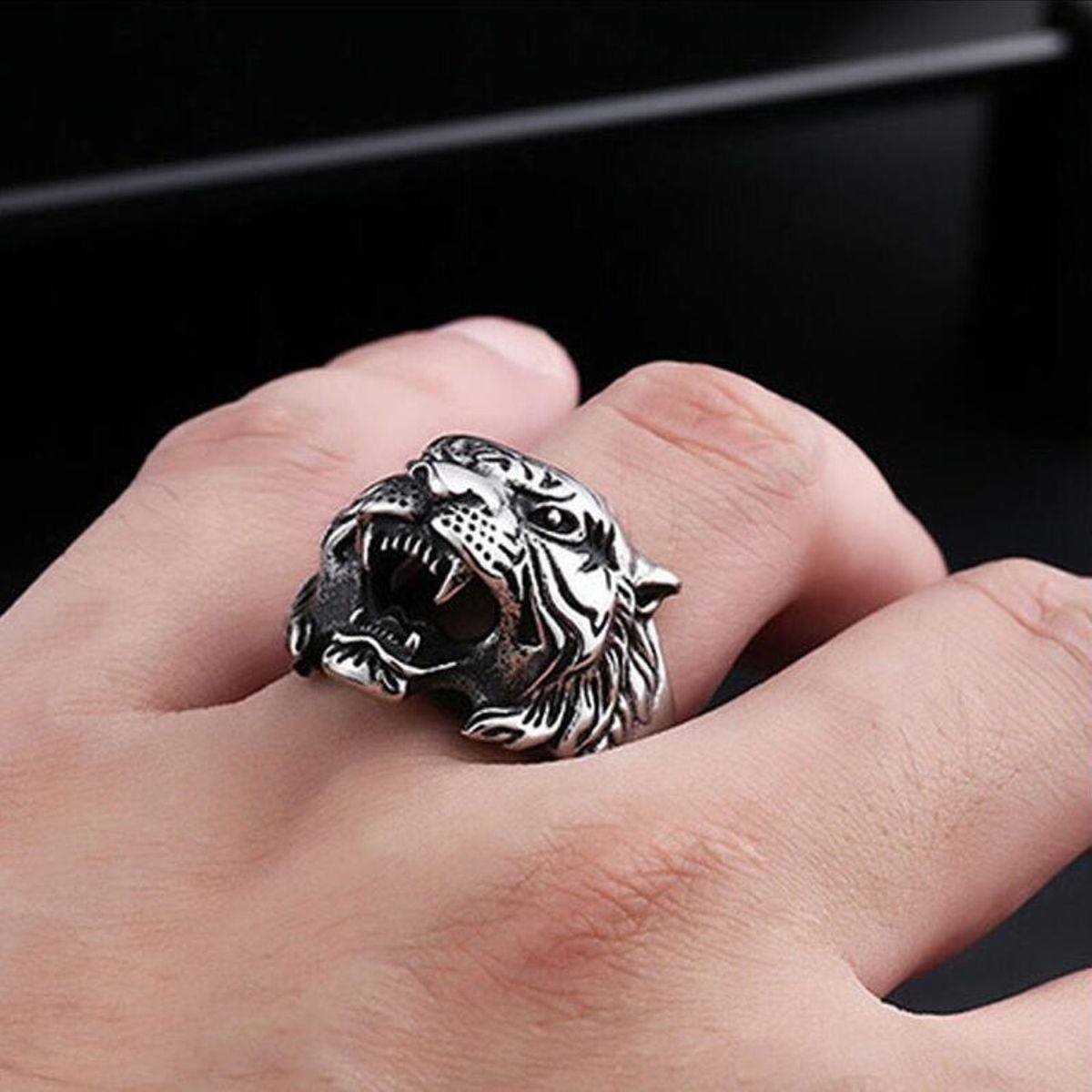 Stylish Gothic Punk Biker Antique Retro Vintage Oxidise Silver Stainless Steel Tiger Lion Head Ring