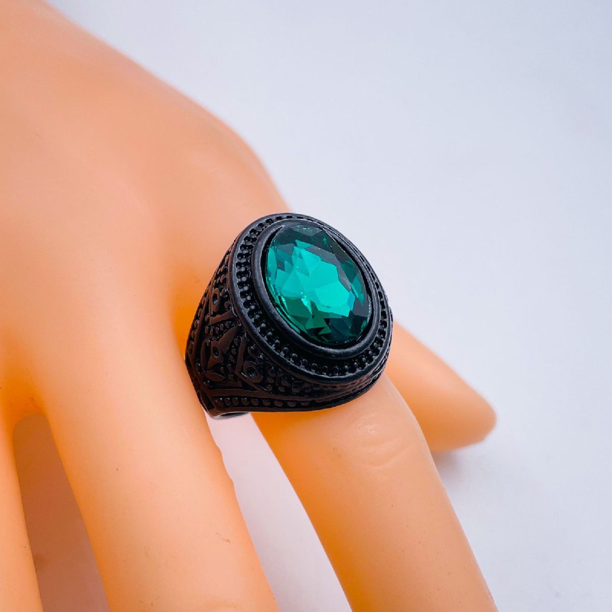 Stylish Daily Party Biker Alloy Crystal Green Round Ring For Men Bulk