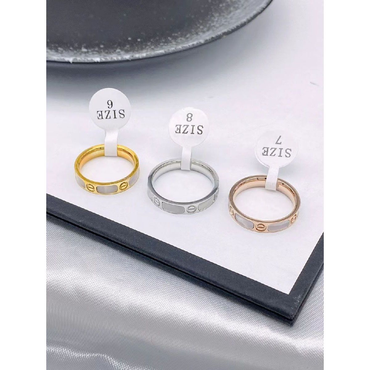 White Mother Of Pearl Screw Rose Gold Stainless Steel Band Ring Bulk Secondary image