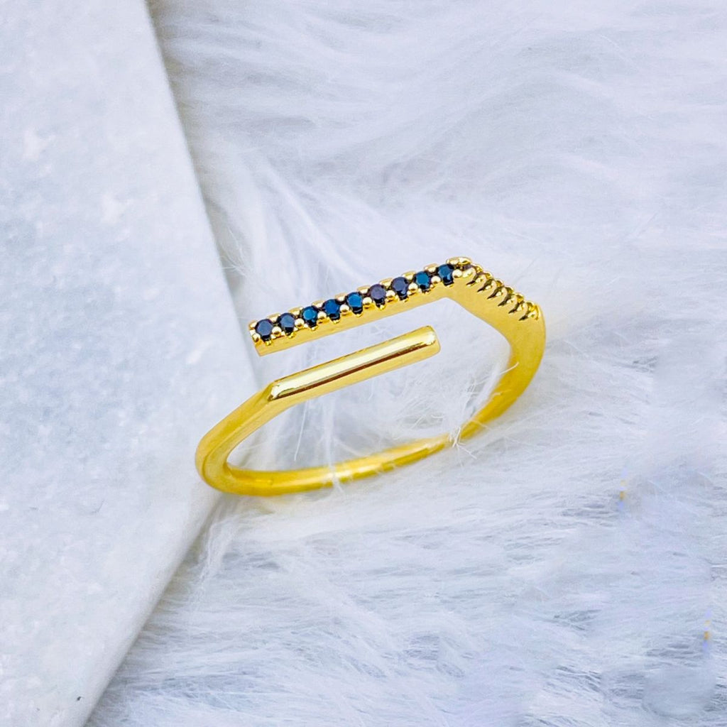 Slim Arrow Geometric Copper 18K Gold Free Size Ring For Women Bulk