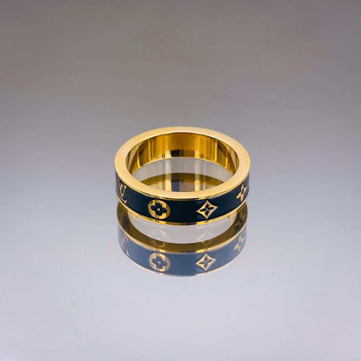 Black Enamel Clover Flower 18K Gold Stainless Steel Band Ring Bulk