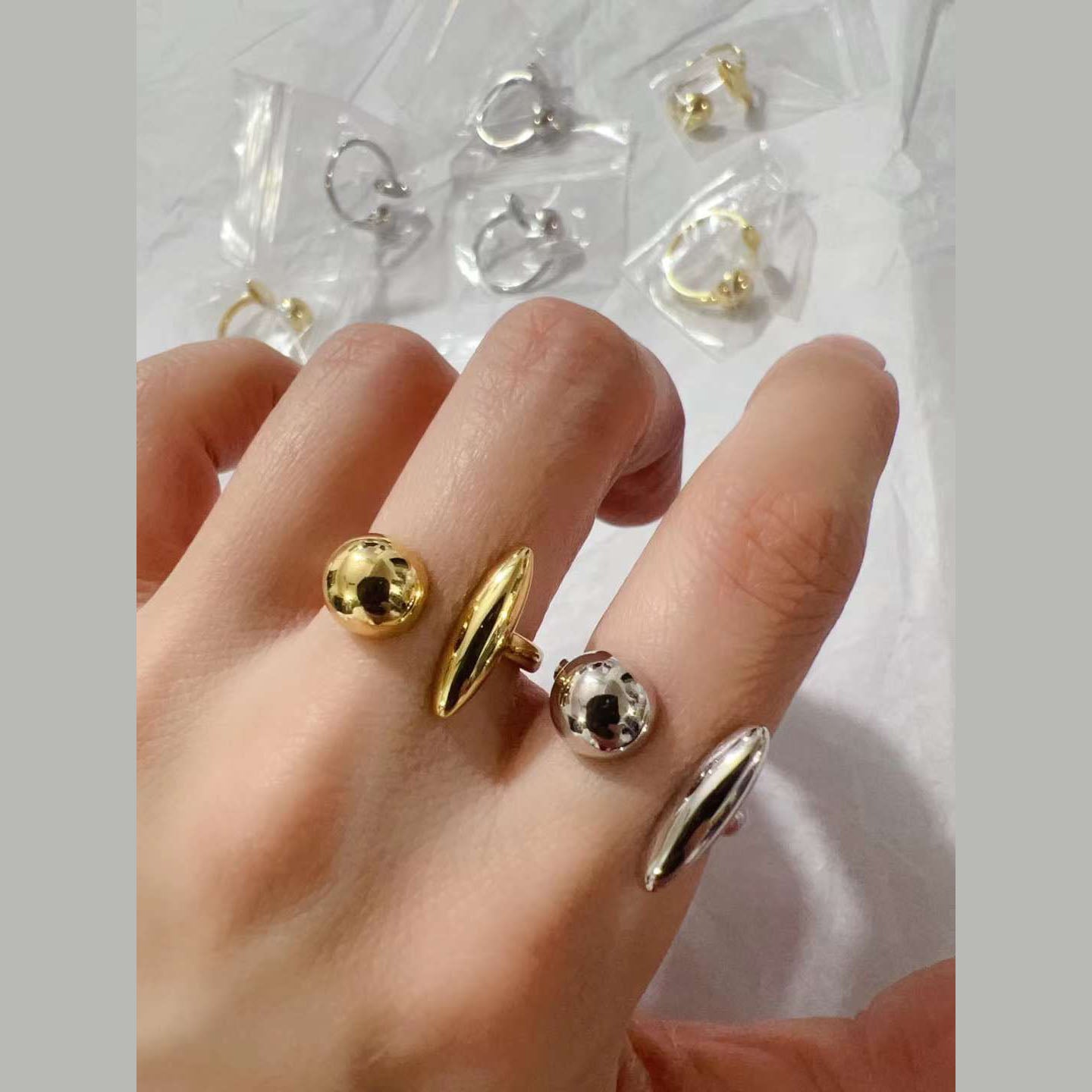 Ball 18K Gold Anti Tarnish Free Size Ring For Women Bulk Main image