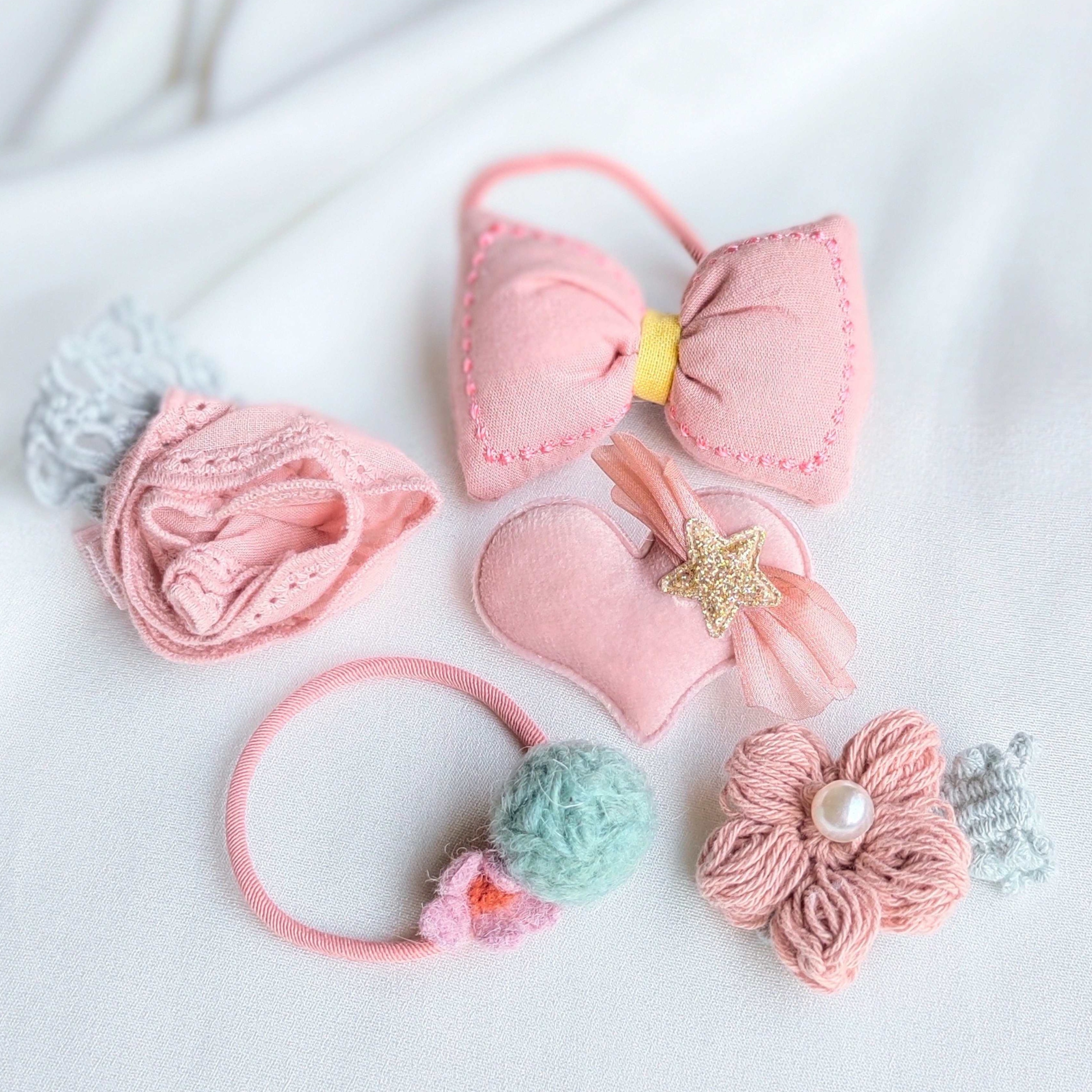 Blush Pink Assortment Fabric Hair Clip Band Accessories Pack Of 5 Pcs For Girl Women Main image