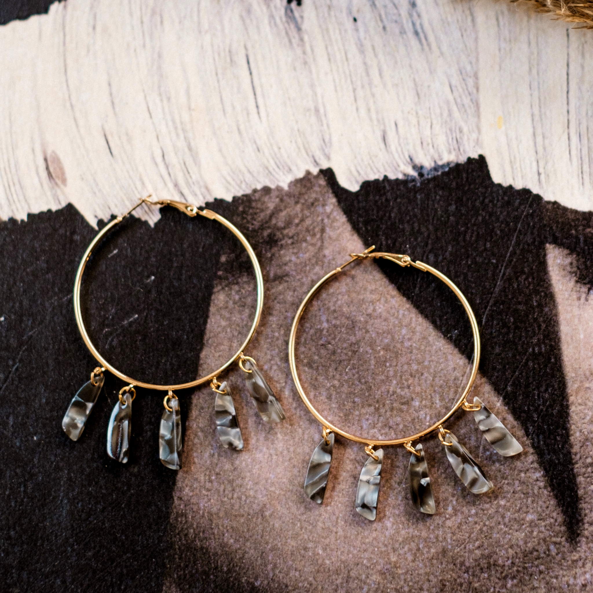 Hoop Drama Acrylic 18K Gold Anti Tarnish Black Hoop Chandelier Earring For Women Main image