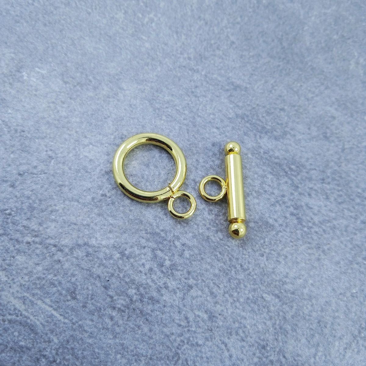 Gold Toggle Hook Bulk Secondary image