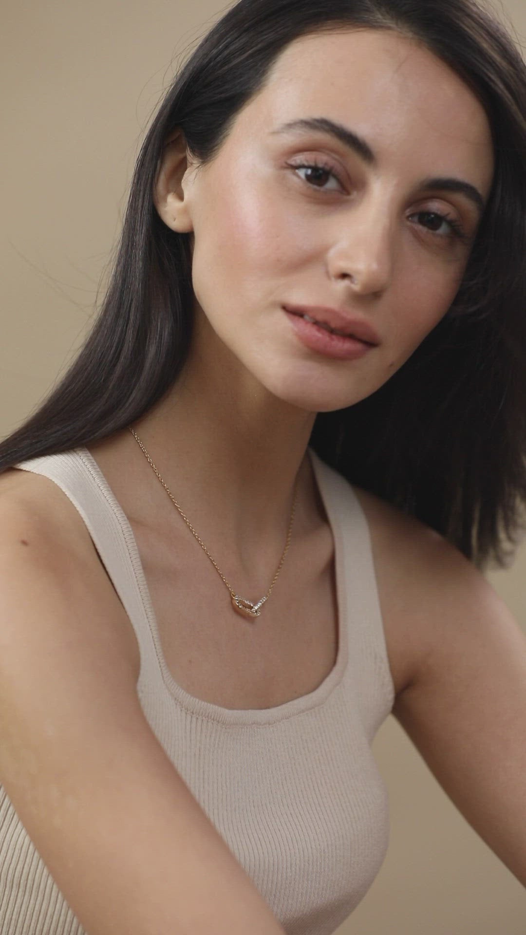 Brass 18K Rose Gold Friends Linked Up Necklace For Women Bulk