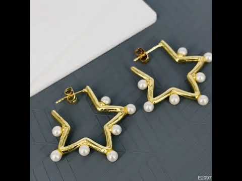 Round Gold Pearl Dangler Earring For Women Bulk